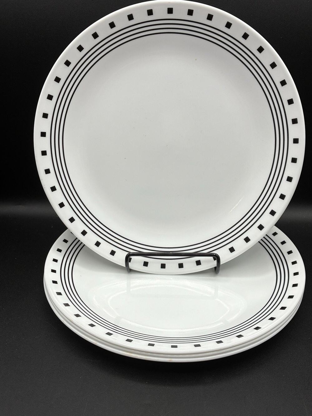 Corning CORELLE City Block (4) Dinner Plates White w/Black Rings & Squares